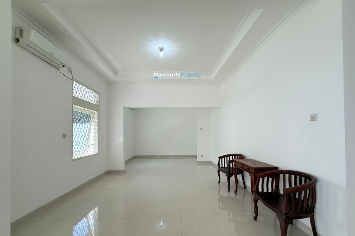 Disewakan Rumah Klasik Area Jl. Empu Sendok Senopati Kebayoran Baru - Foto 3