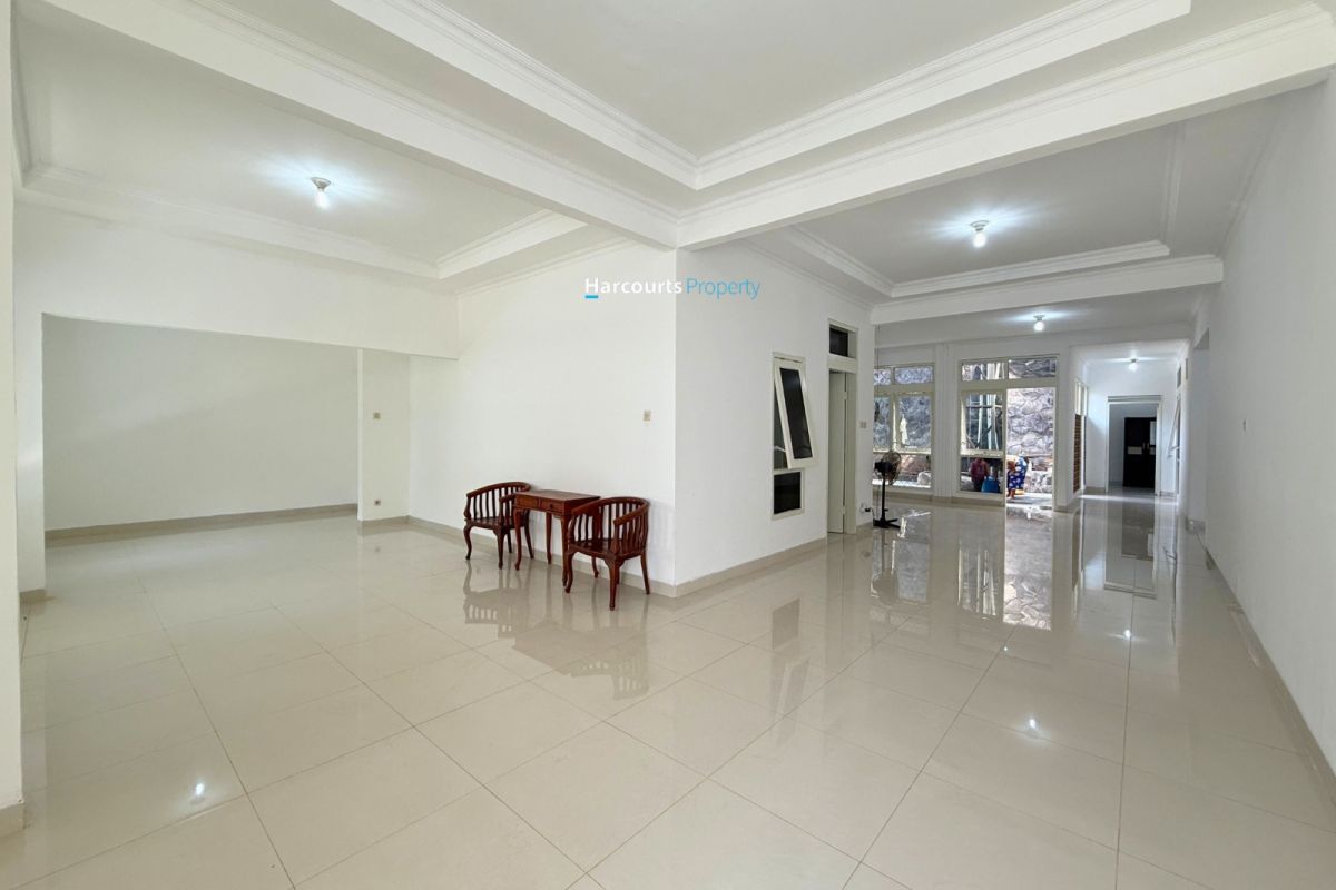 Disewakan Rumah Klasik Area Jl. Empu Sendok Senopati Kebayoran Baru - Foto 4