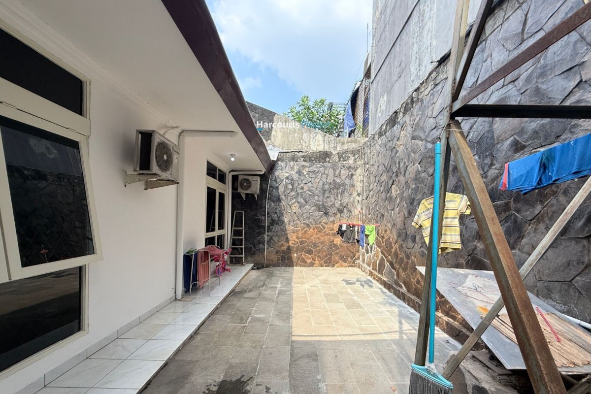 Disewakan Rumah Klasik Area Jl. Empu Sendok Senopati Kebayoran Baru - Foto 11