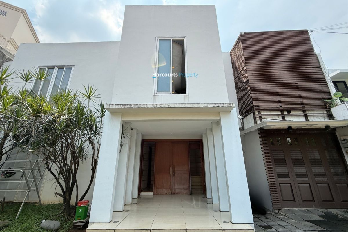 Dijual Rumah Lingkungan Tenang Area Jl. Tulodong Bawah Kebayoran Baru - Foto 2