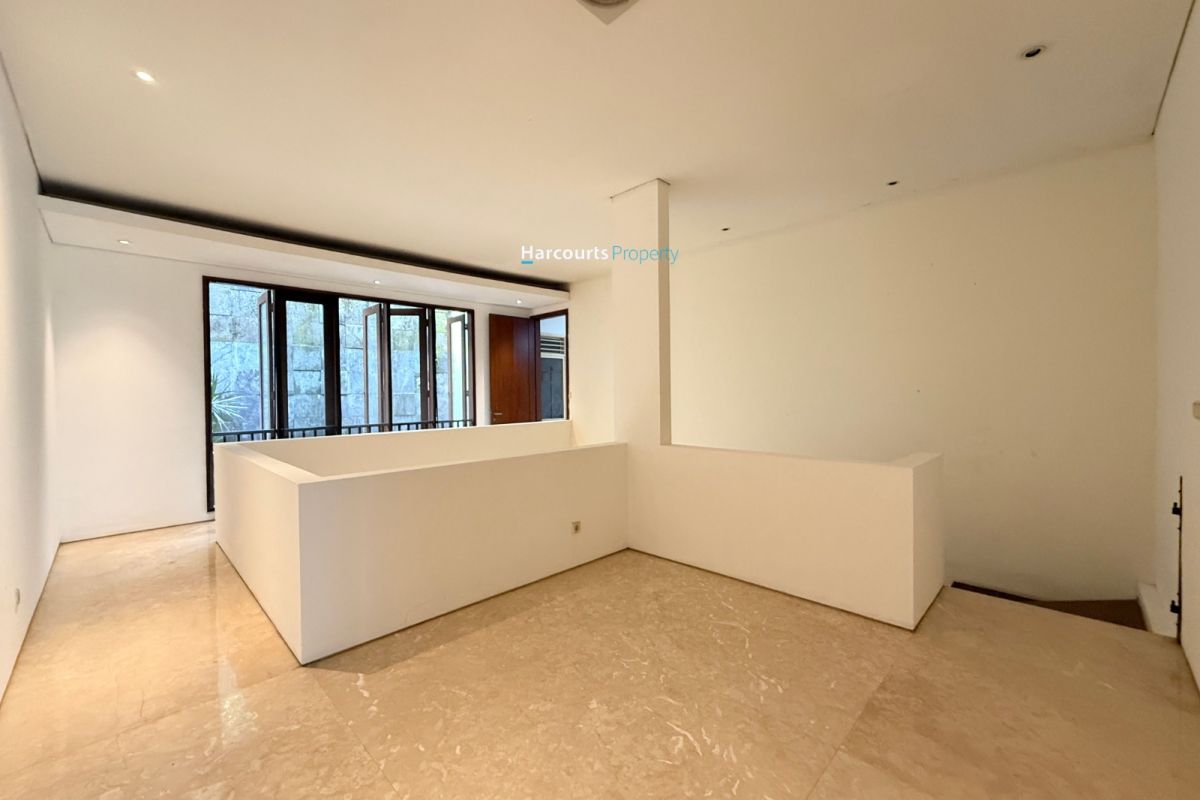 Dijual Rumah Lingkungan Tenang Area Jl. Tulodong Bawah Kebayoran Baru - Foto 3