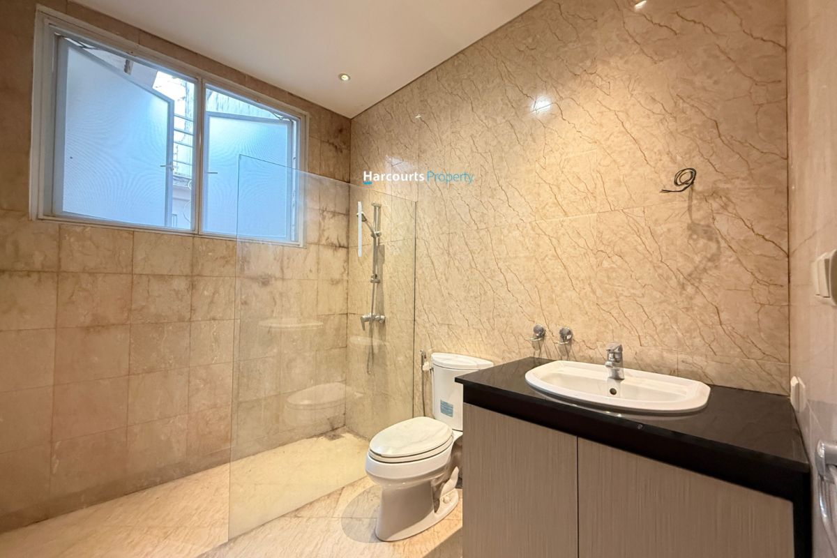 Dijual Rumah Lingkungan Tenang Area Jl. Tulodong Bawah Kebayoran Baru - Foto 9