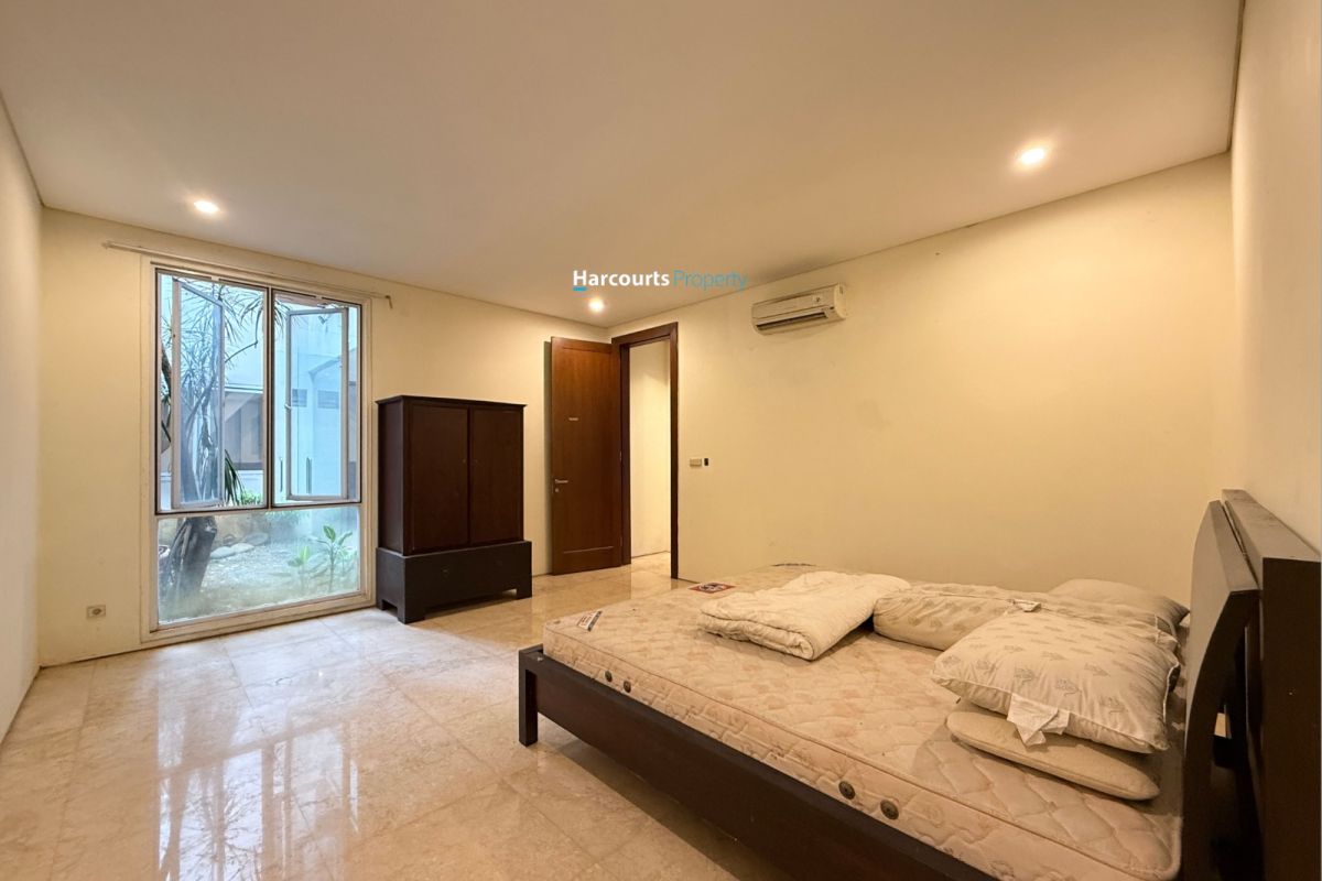 Dijual Rumah Lingkungan Tenang Area Jl. Tulodong Bawah Kebayoran Baru - Foto 10