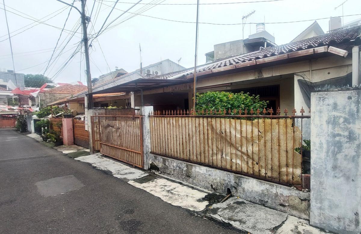 Dijual Cepat Rumah di Tebet Barat Dalam dekat Tebet Eco Park