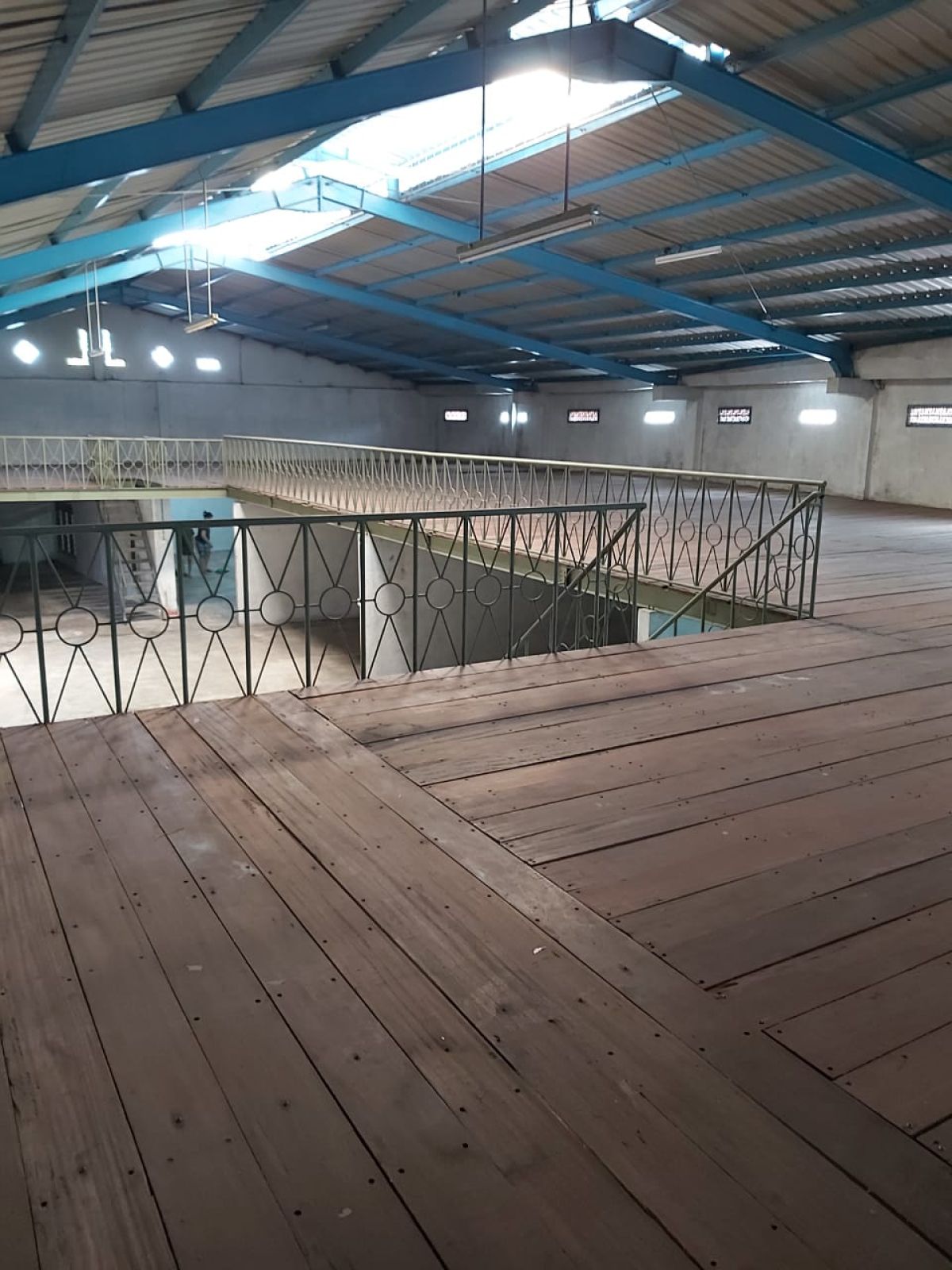 Disewakan Gudang Bagus Strategis Siap Pakai Dekat Dengan Kawasan Niaga Pasar Legi di Banjarsari Solo - Foto 5