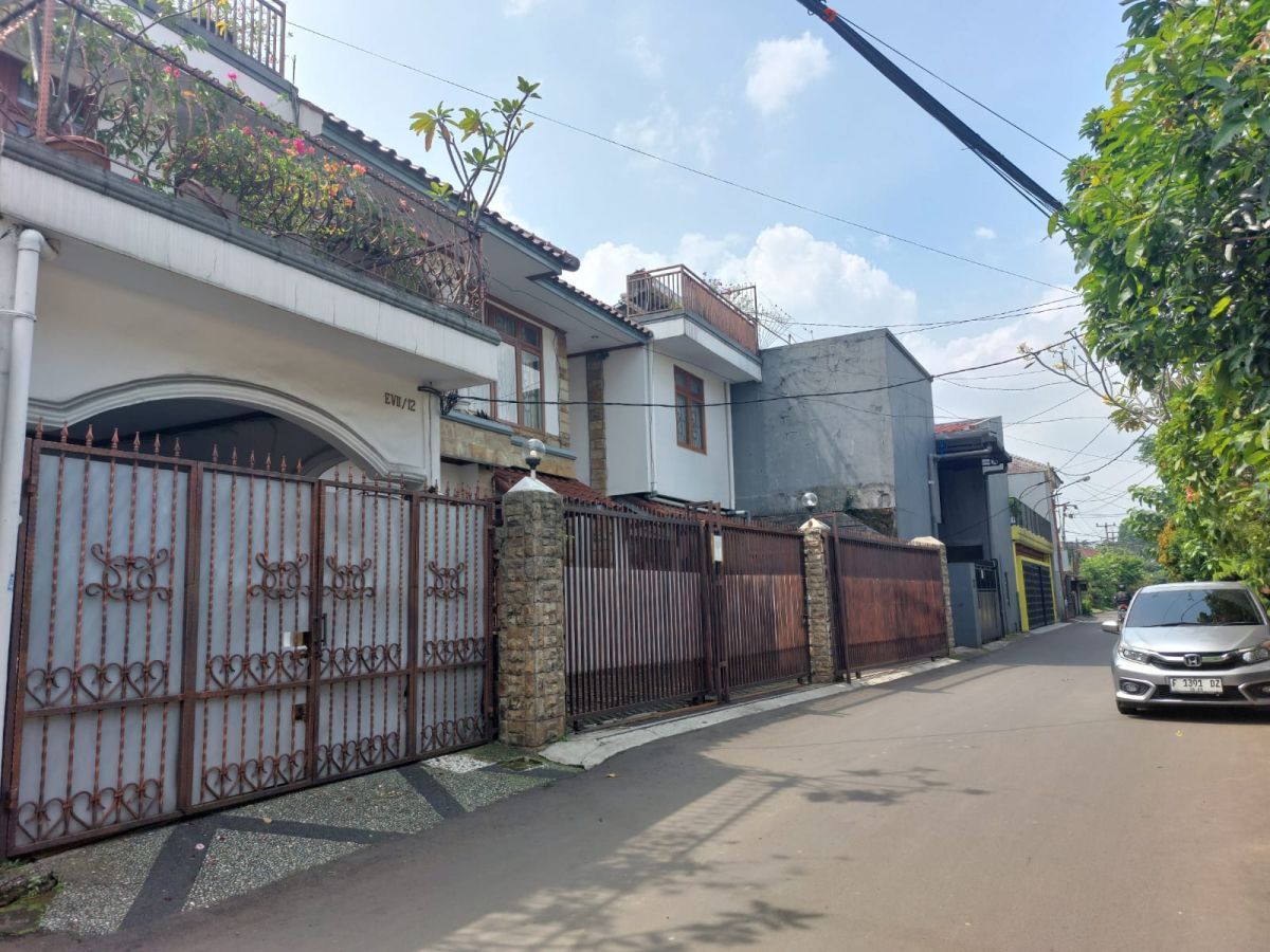 Dijual Rumah Kos 14 Kamar di Duta Pakuan Bogor – Lokasi Strategis & Siap Usaha - Foto 2