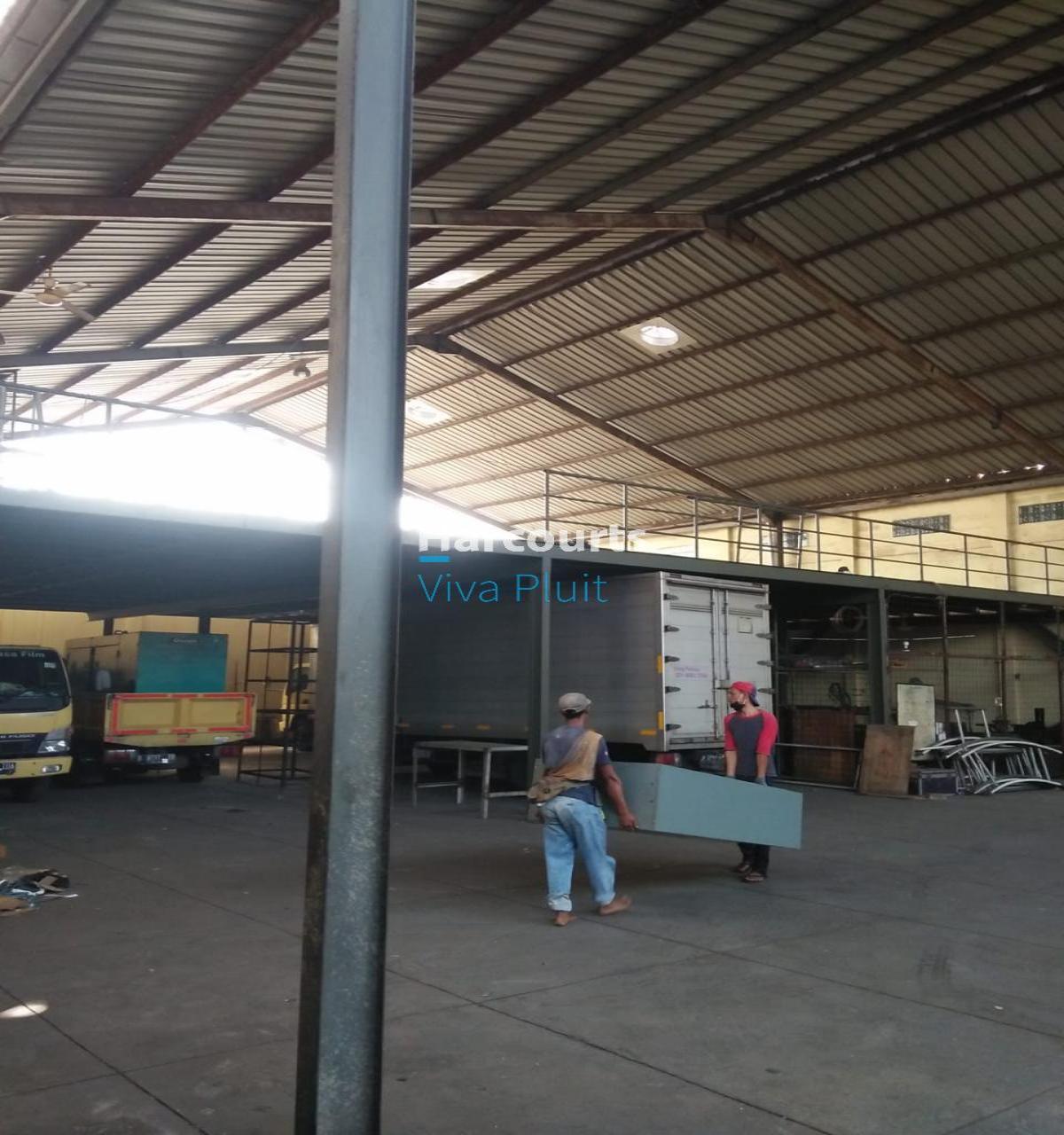 Dijual Gudang 2 Lantai Di Jalan Raya Bekasi Timur. Harga Nego - Foto 8