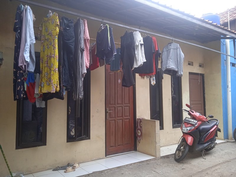 Dijual Rumah 1 Lantai Luas 150 m² di daerah Pinang, Kota Tangerang - Foto 6