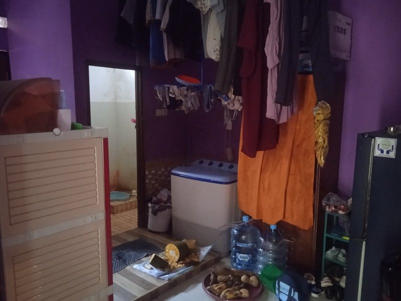 Dijual Rumah 1 Lantai Luas 150 m² di daerah Pinang, Kota Tangerang - Foto 5
