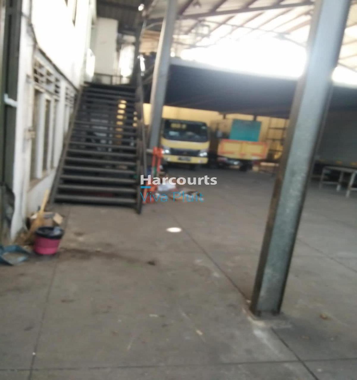 Disewakan Gudang 2 Lantai Di Jalan Raya Bekasi Timur. Harga Nego - Foto 7