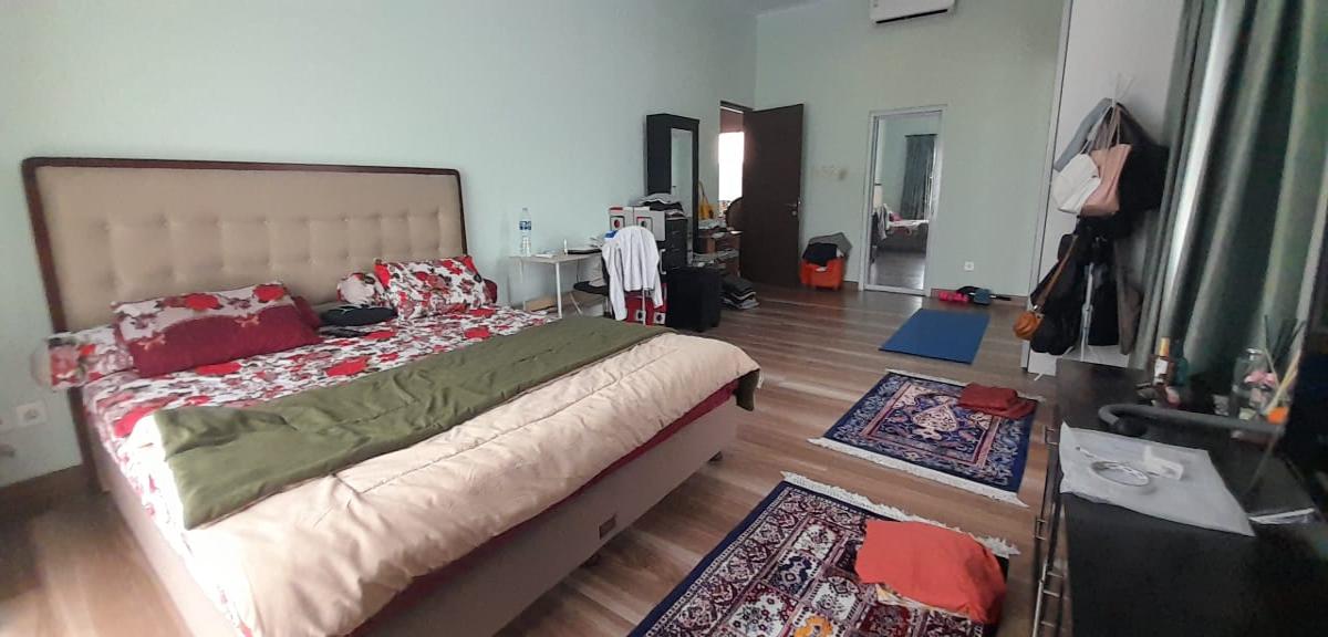 Dijual Rumah Luas 243 m² dan Mewah di Perumahan Ciputat Baru, Tangerang Selatan - Foto 7