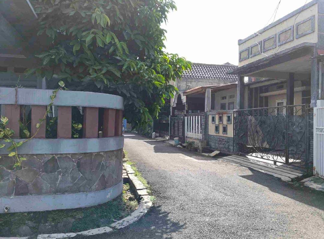 Rumah 2 Lantai di Cluster Puri Permata 1 Larangan Selatan dekat Transjakarta Puri Beta, Tangerang - Foto 2