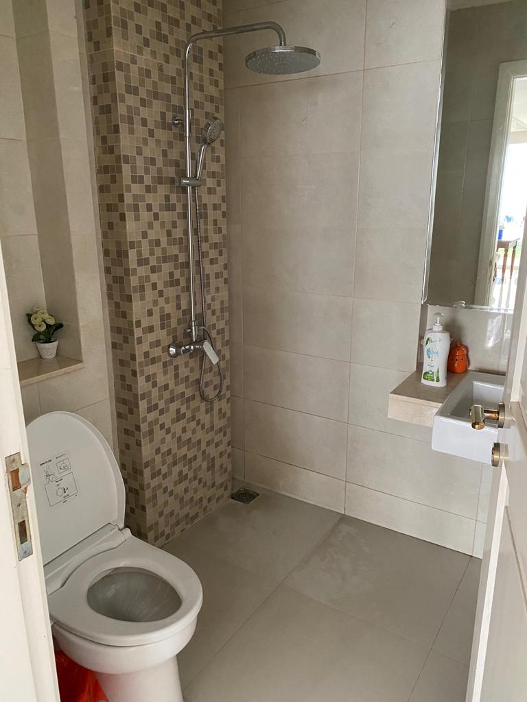 Jual Cepat Rumah di daerah Perumahan Intercon, Kebon Jeruk, Jakarta Barat (RR) - Foto 7
