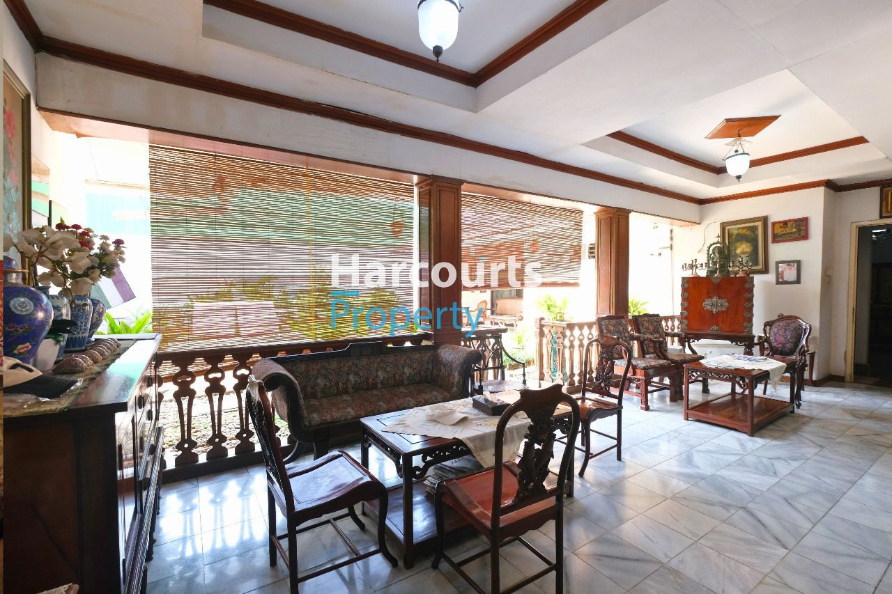 Dijual Rumah Klasik Lokasi Strategis Kawasan Elite Area Menteng - Foto 6