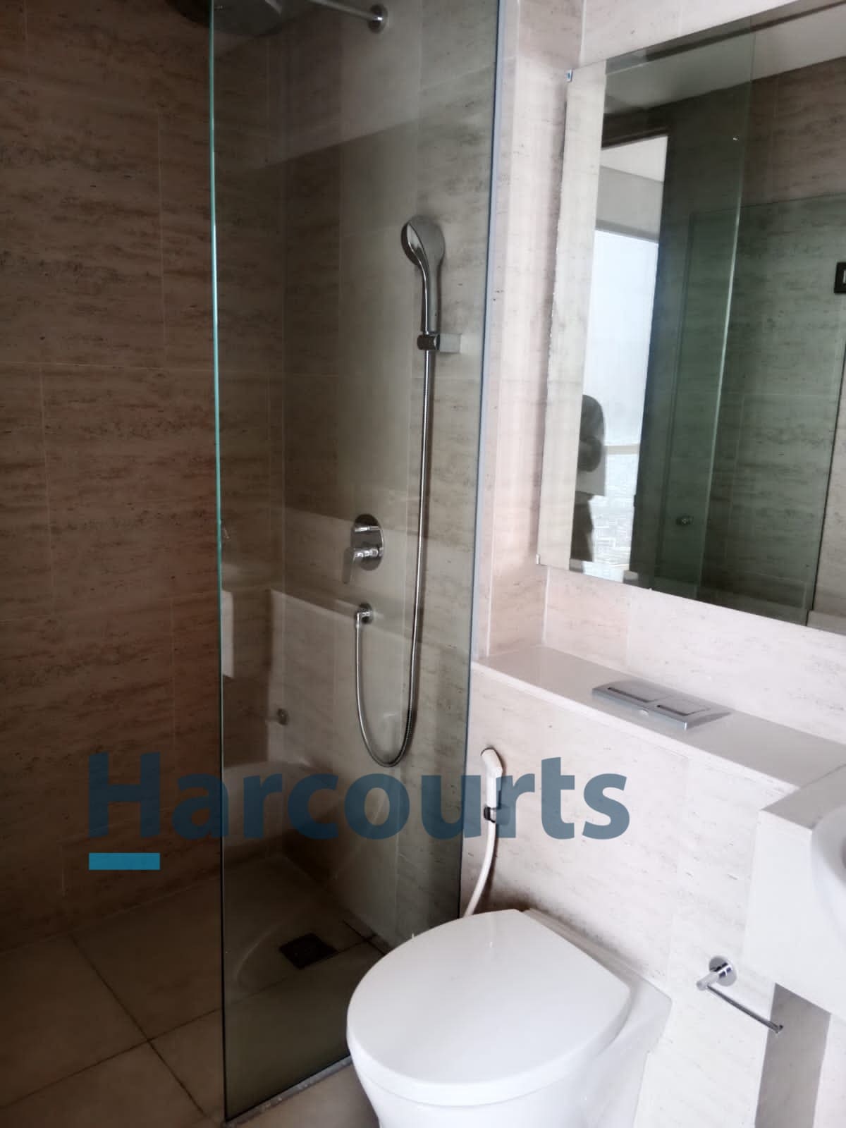 Jual Cepat Apartemen Taman Anggrek Residences Unfurnished S.Parman Jakarta Barat (RR) - Foto 5