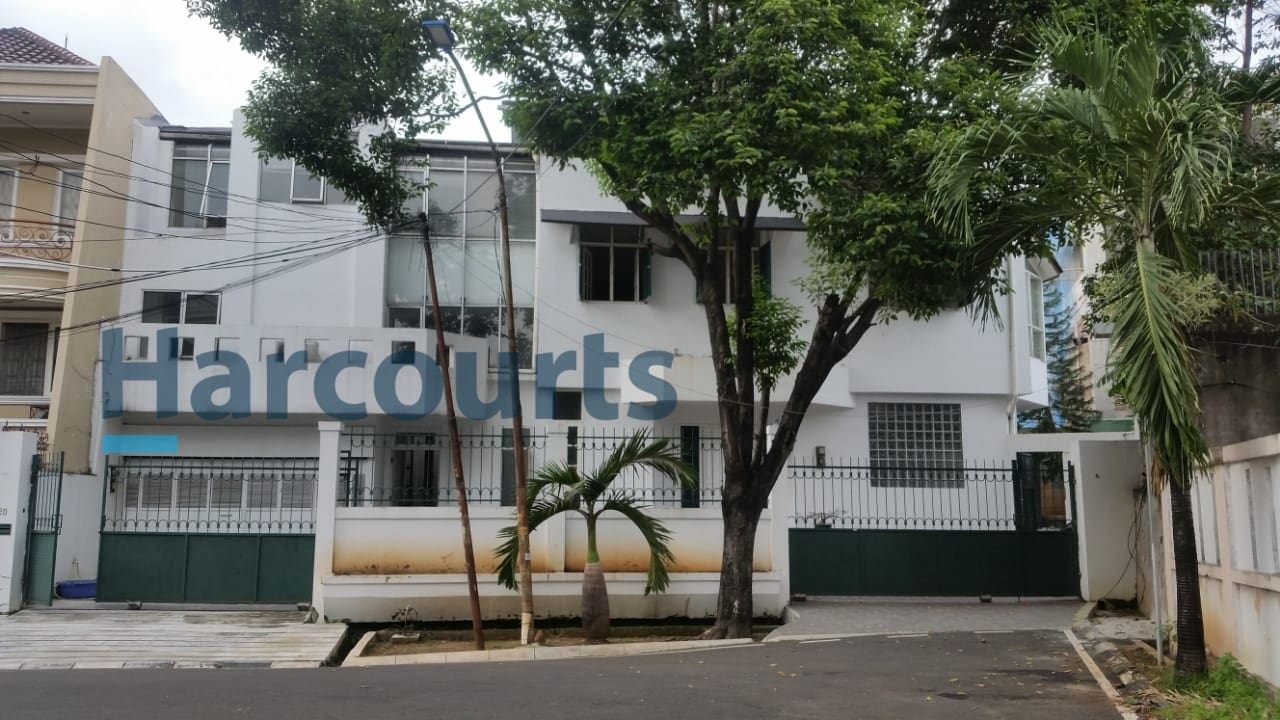 Jual 2 Rumah di daerah Puri Indah Kembangan Jakarta Barat (RR)