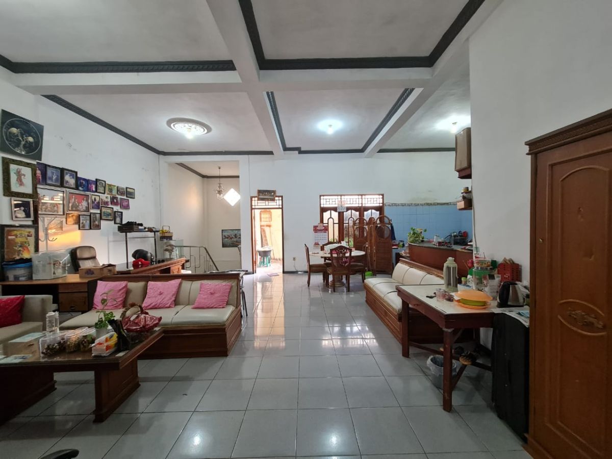Rumah dan ruang usaha siap pakai di cemani dekat Solo kota dan Solo Baru - Foto 2