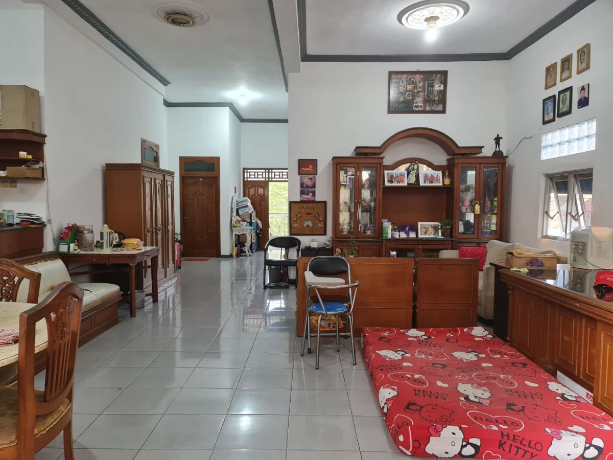 Rumah dan ruang usaha siap pakai di cemani dekat Solo kota dan Solo Baru - Foto 11