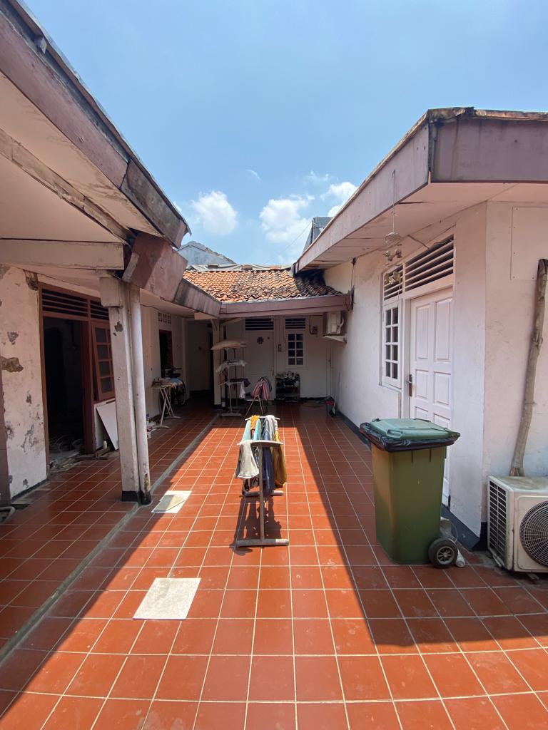 Jual Termurah Rumah Asri di daerah Area Kramat Kwitang Jakarta Pusat (RR) - Foto 12