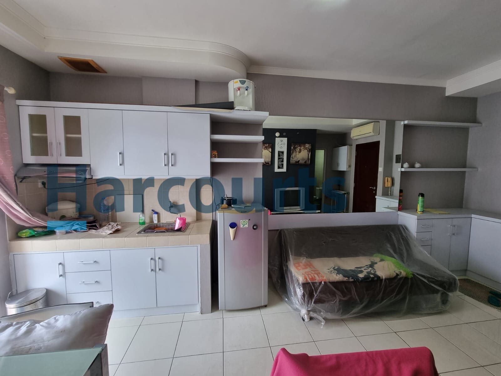Sewa Apartemen Mediterania Garden Residences 2, Furnished, S.Parman, Jakarta Barat (RR) - Foto 4