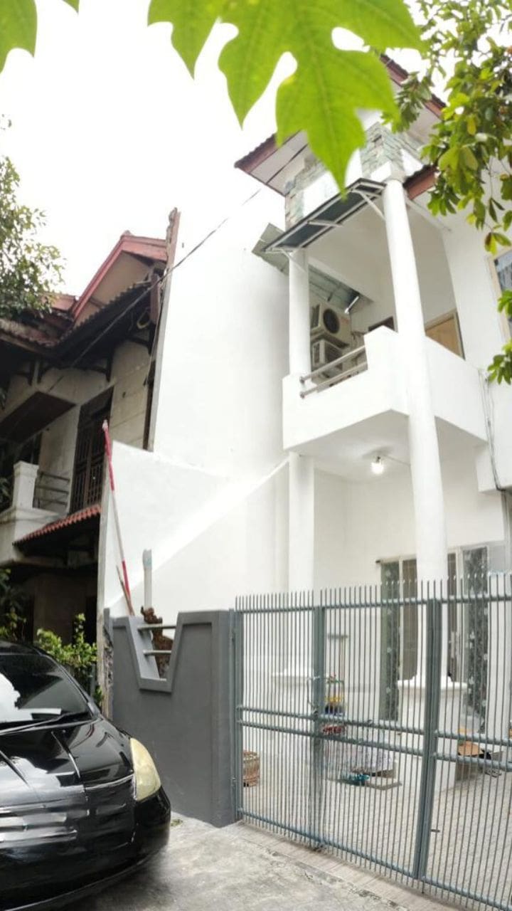 Jual Rumah siap huni di Tomang Jatipulo Jakarta Barat (RR)