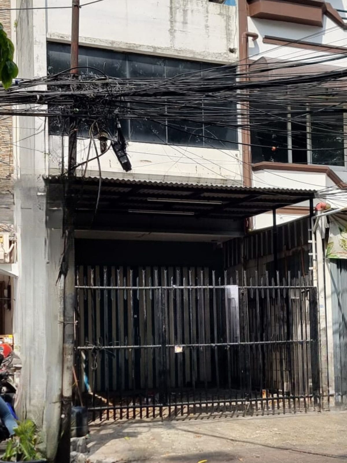 Jual Cepat Ruko 3 lantai di Jalan Raya Tomang Grogol Pertamburan Jakarta Barat (RR) - Foto 2
