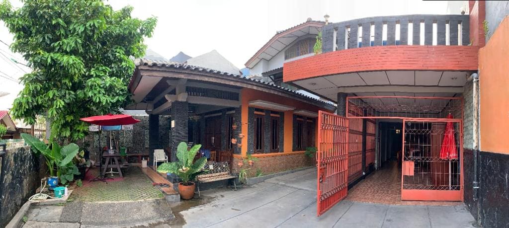Jual Cepat Rumah Luas 2 Lantai di Duren Sawit Jakarta Timur (RR)
