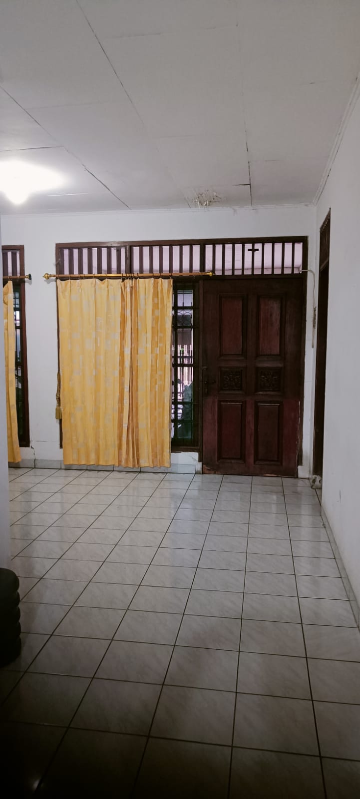 Jual Cepat Rumah Kost terdiri dari 10 kamar di Grogol Jakarta Barat (RR) - Foto 3