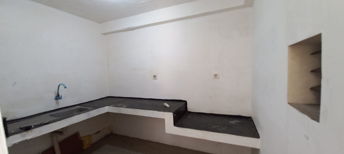 Jual Cepat Rumah Kantor di daerah Bendungan Hilir Jakarta Pusat (RW) - Foto 6