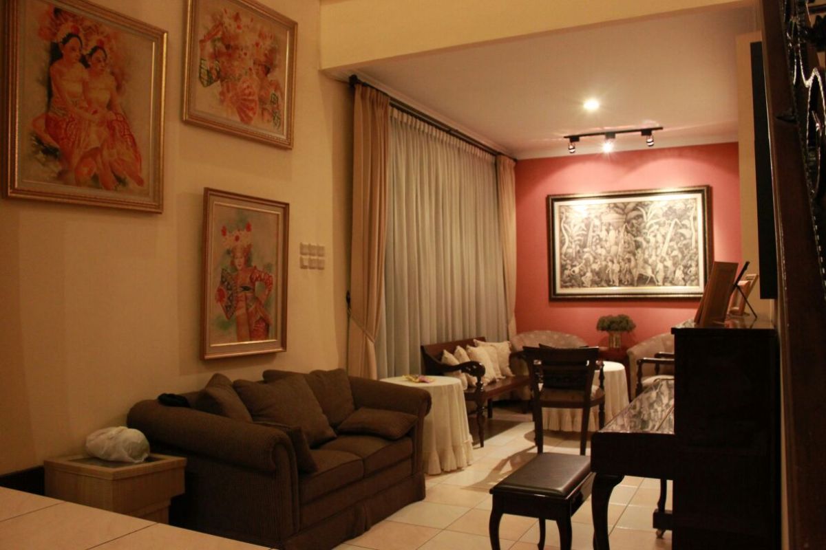 Dijual rumah mewah daerah bintaro sektor 7 Tangerang Selatan - Foto 2