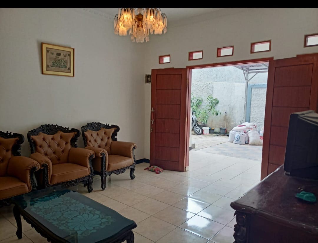Dijual rumah daerah cireundeu tangsel