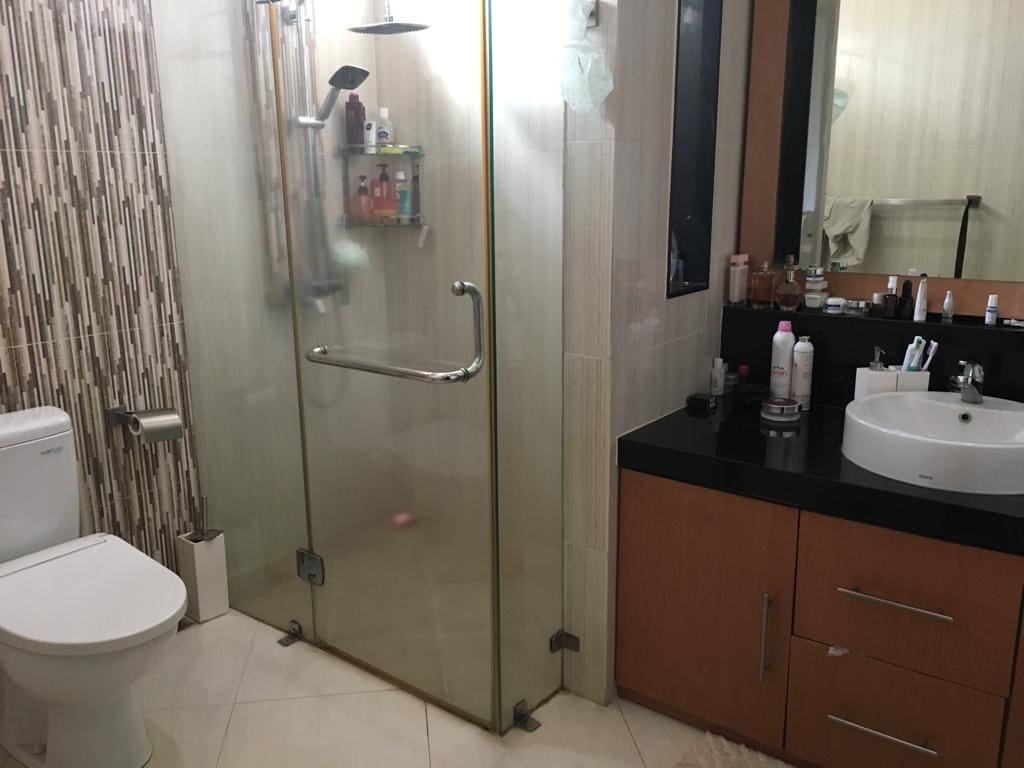 Dijual rumah daerah Bintaro sektor 3