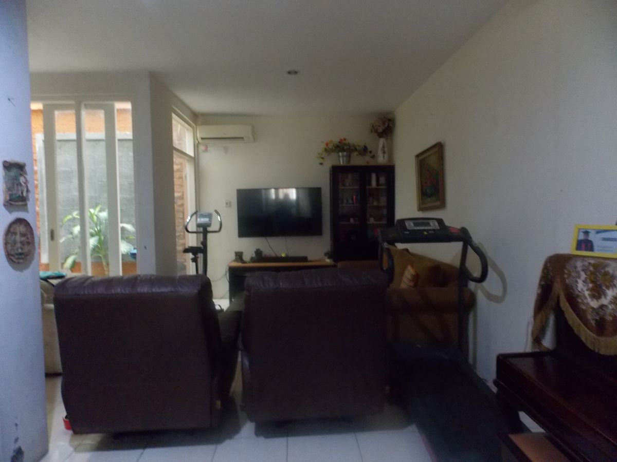 Dijual rumah daerah Sektor 5 Bintaro Jaya Tangerang Selatan - Foto 6