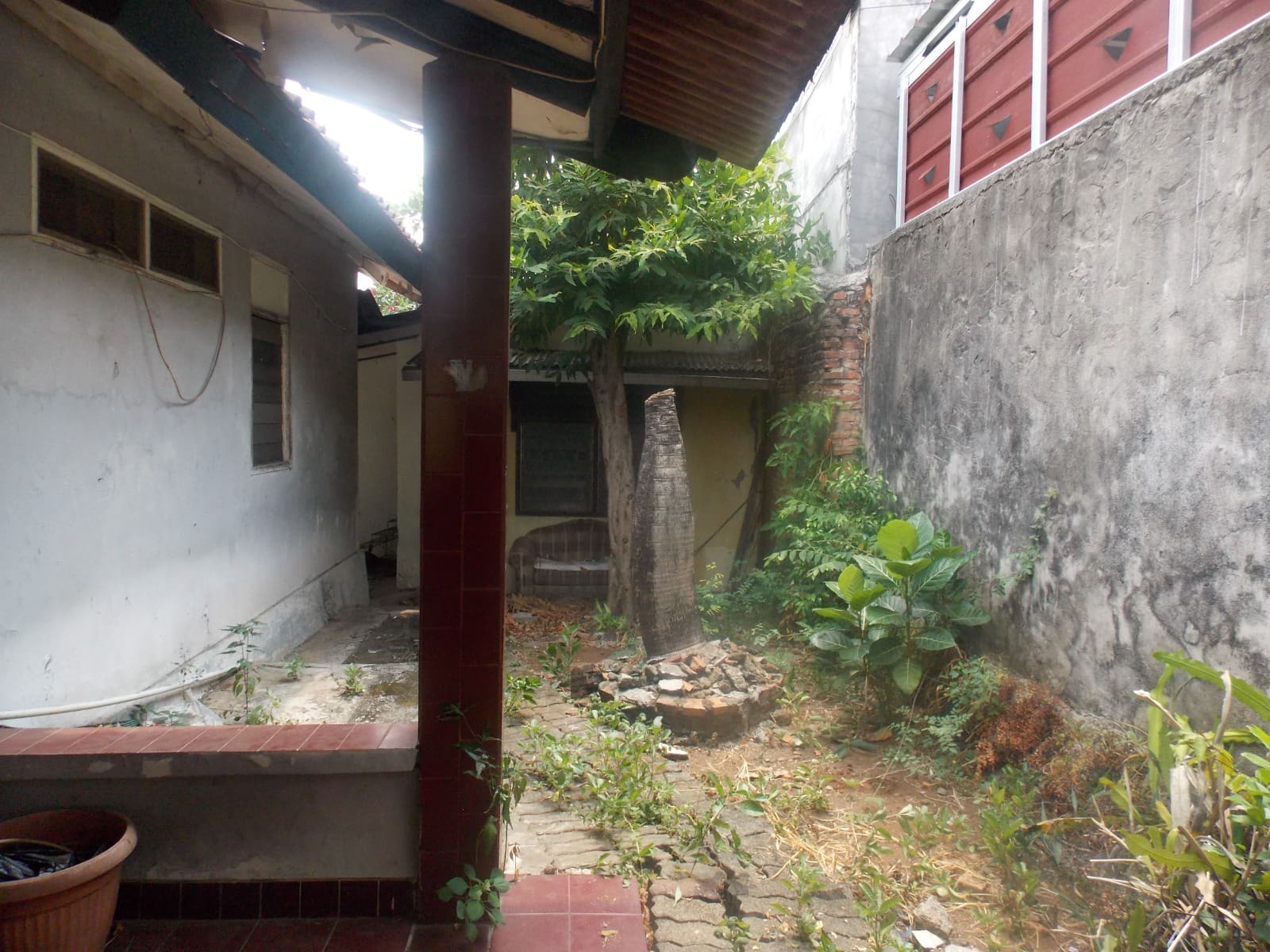 Dijual rumah hitung tanah daerah pejaten barat pasar minggu jakarta selatan