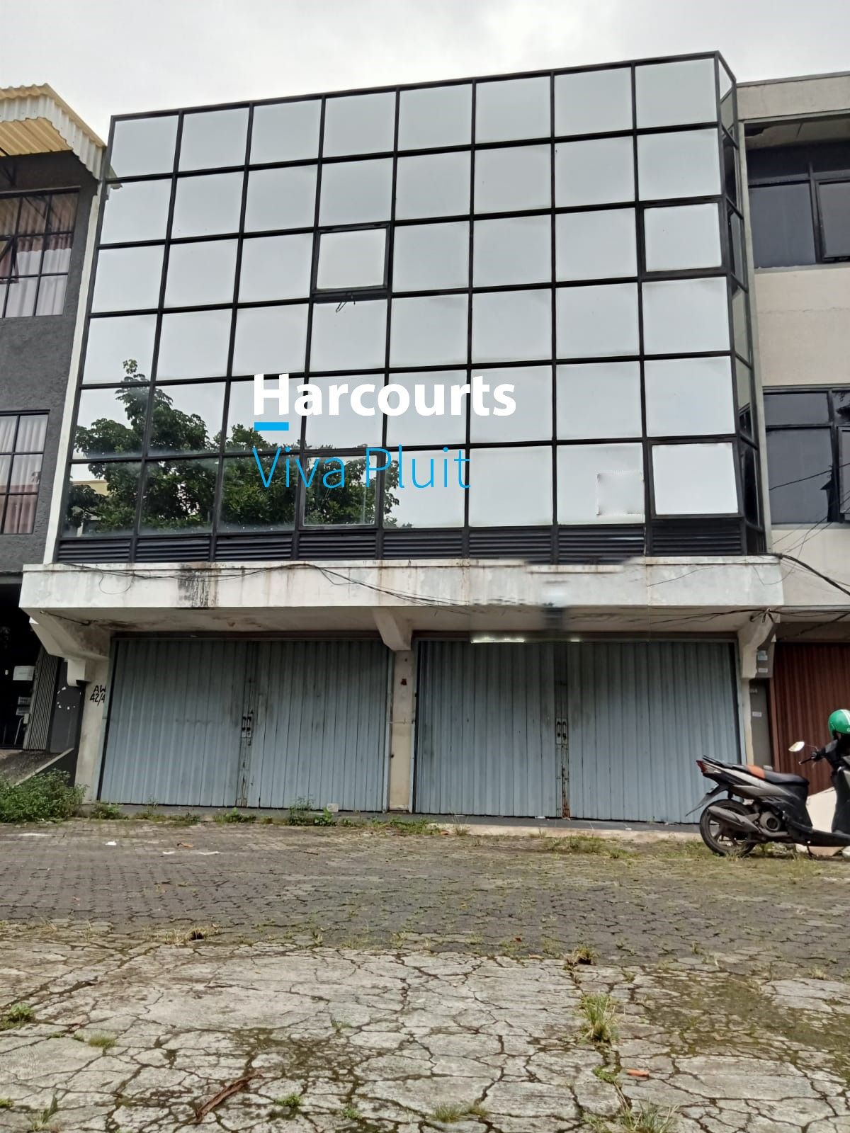Dijual Ruko Gandeng di Greenville Kedoya Jakarta Barat Siap Huni
