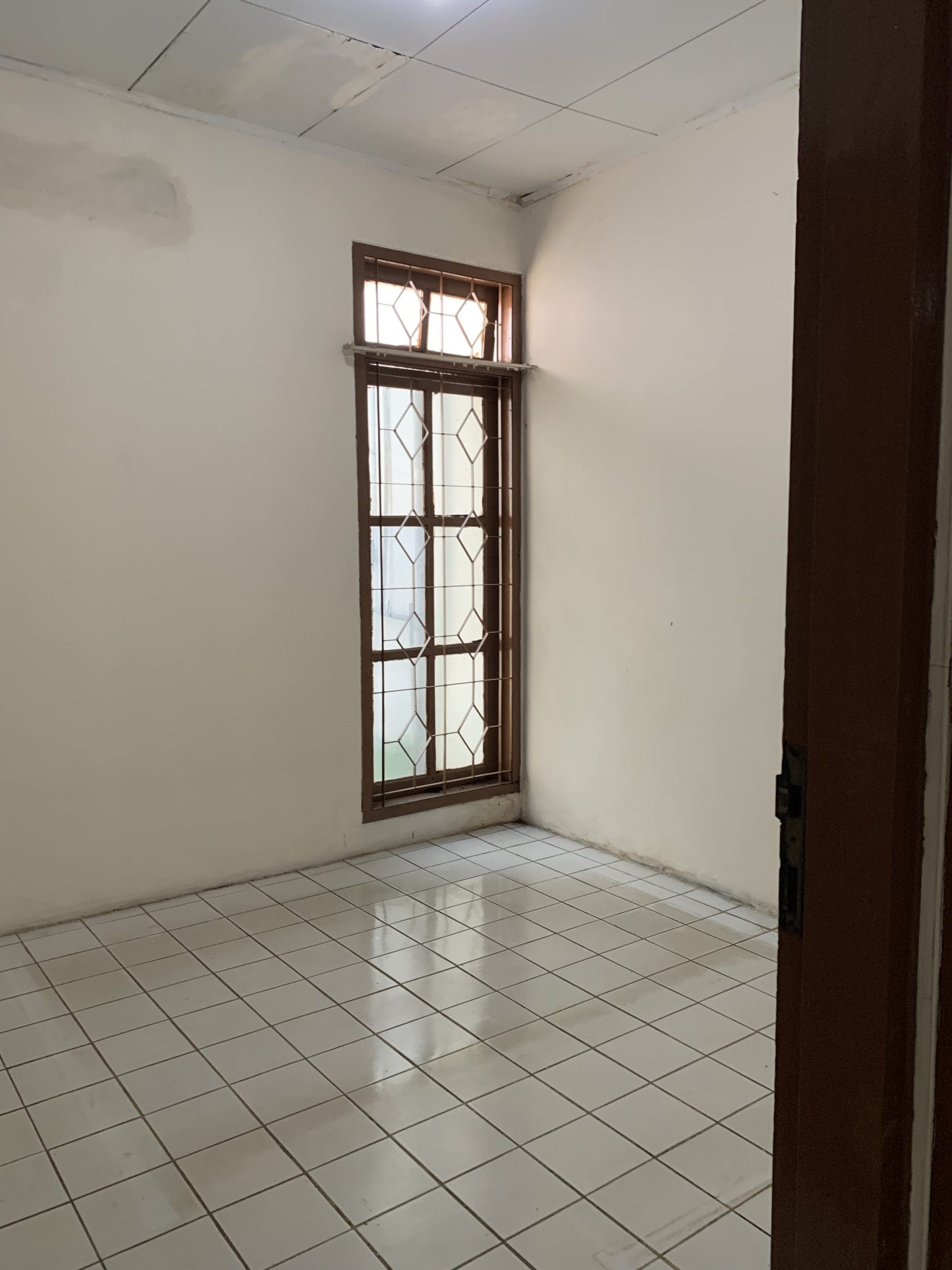 Dijual Rumah Hoek di Pamulang Permai Tangsel