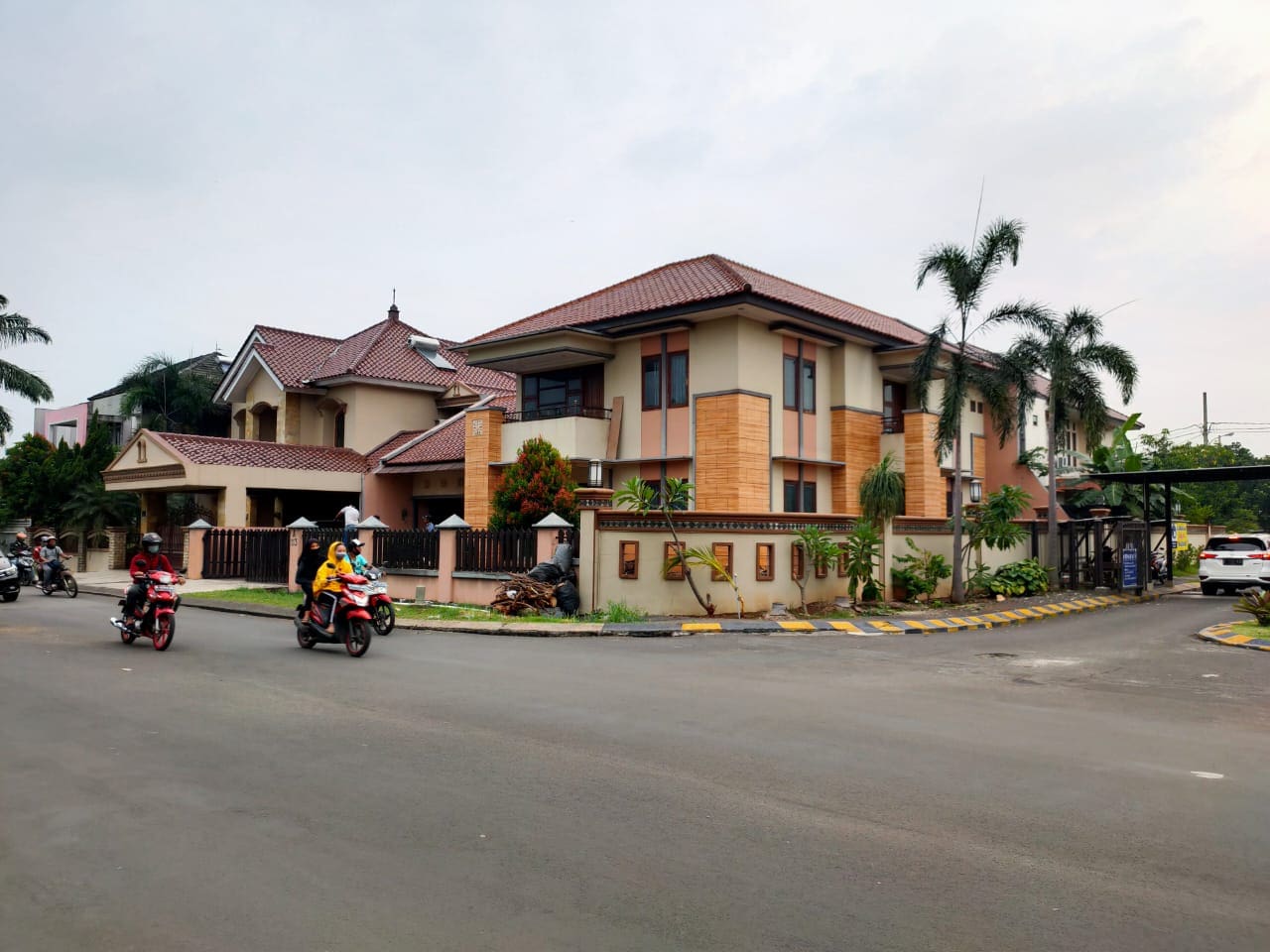 Dijual rumah daerah villa dago pamulang