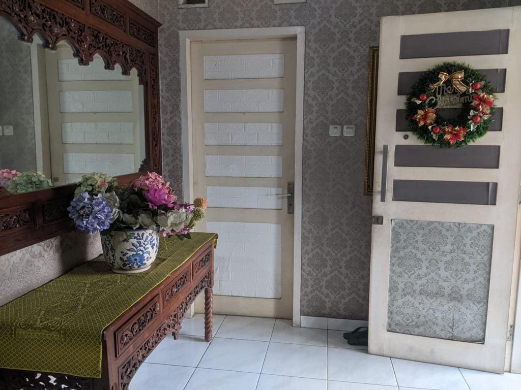 Dijual rumah daerah Griya Loka BSD
