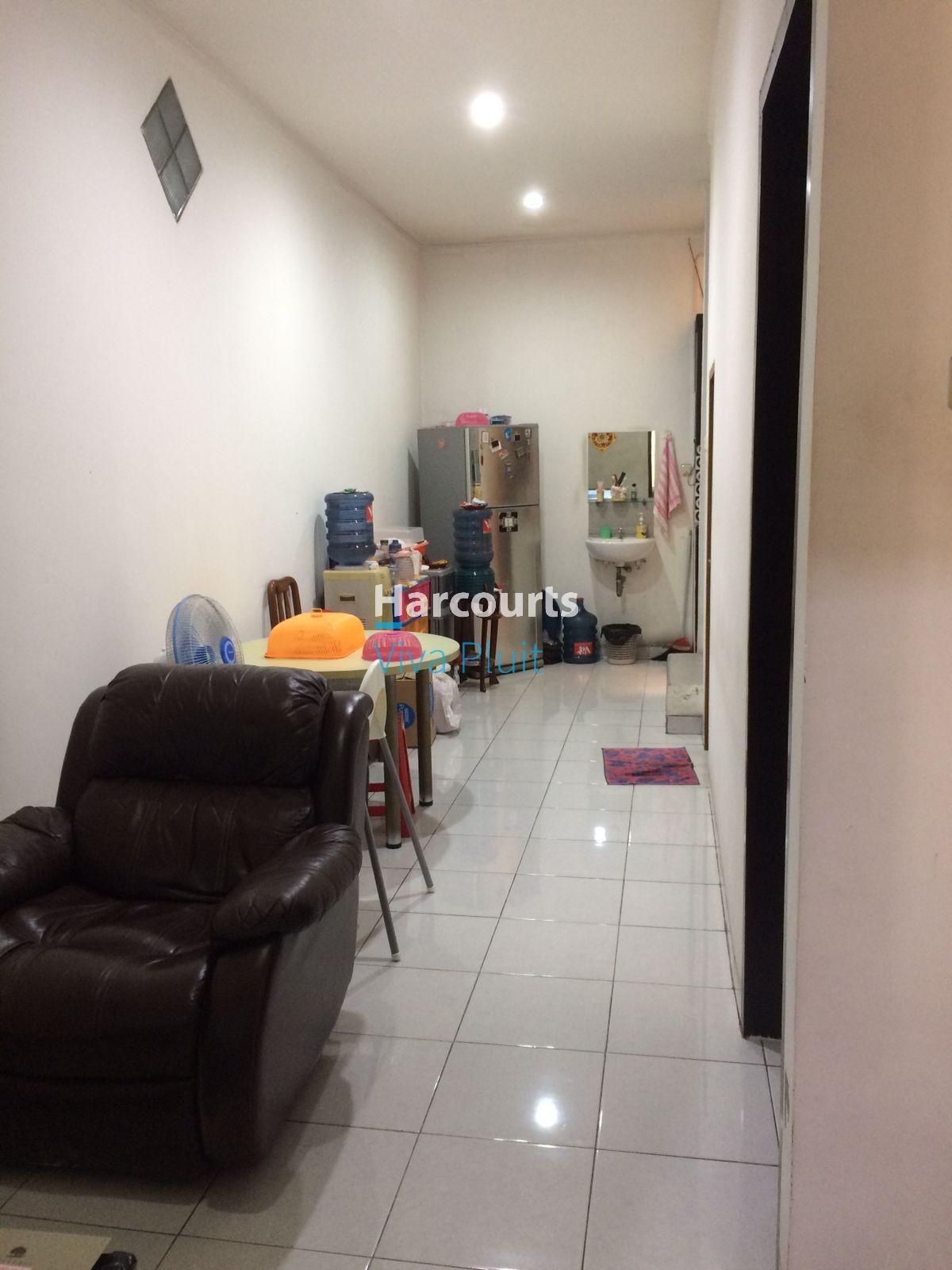 Dijual Rumah Siap Huni di Jl. Kelapa Molek, Kelapa Gading, Jakarta Utara