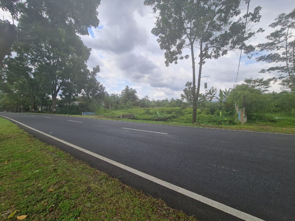 Tanah pekarangan murah pinggir jalan lawu karangpandan karanganyar Solo