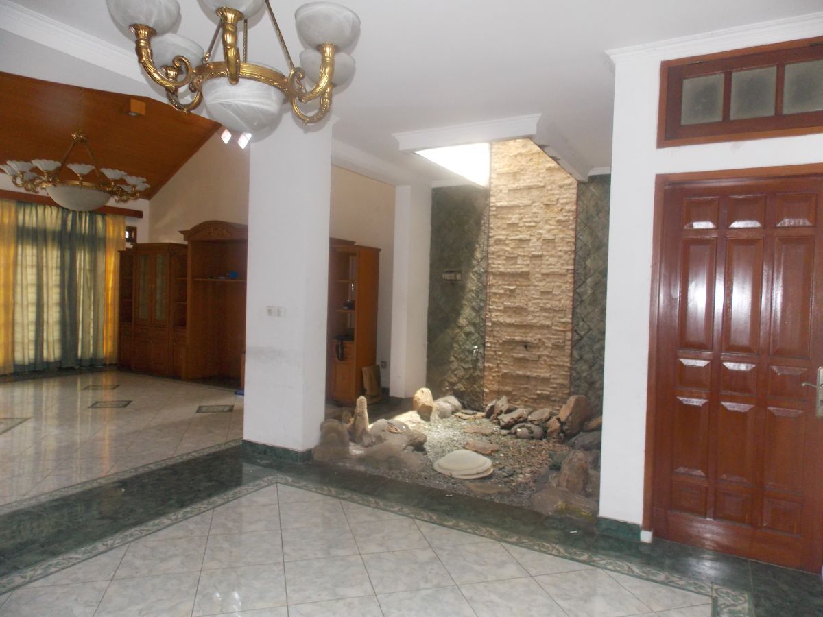 Dijual rumah daerah kalibata jakarta selatan - Foto 4