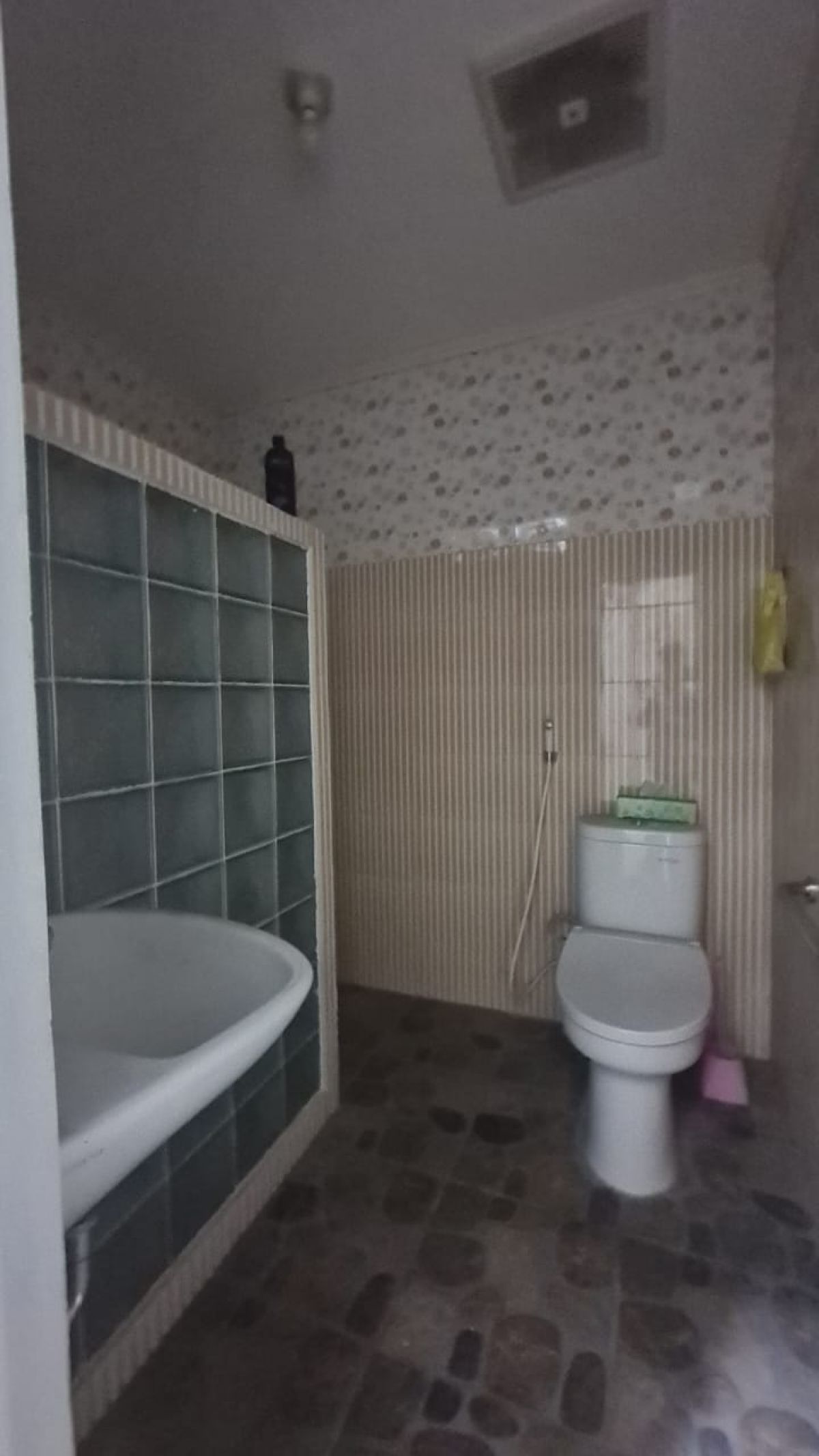 Rumah murah strategis siap huni pusat kota dekat jalan veteran Serengan solo - Foto 13