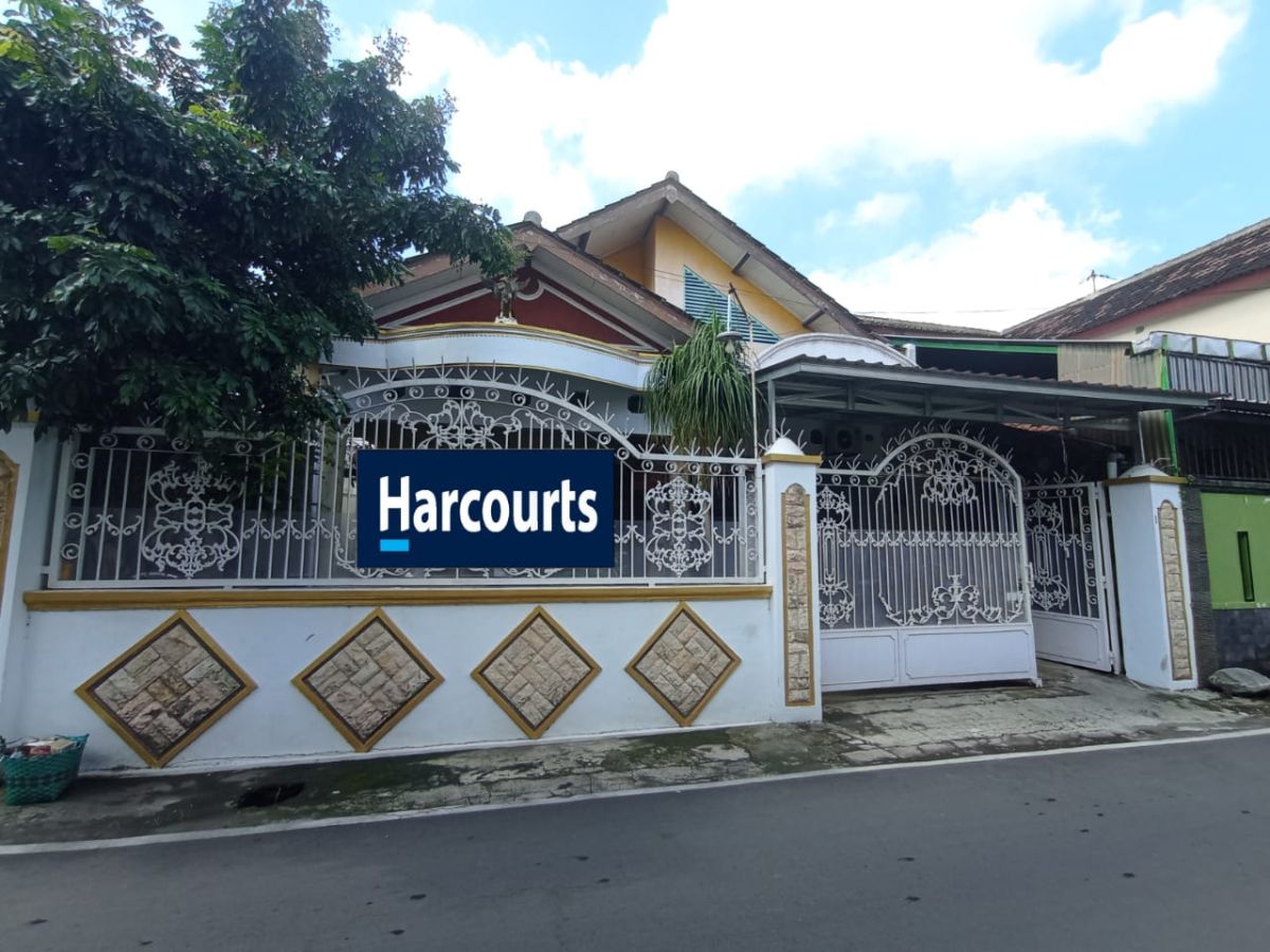 Rumah bagus strategis di Gentan Solo