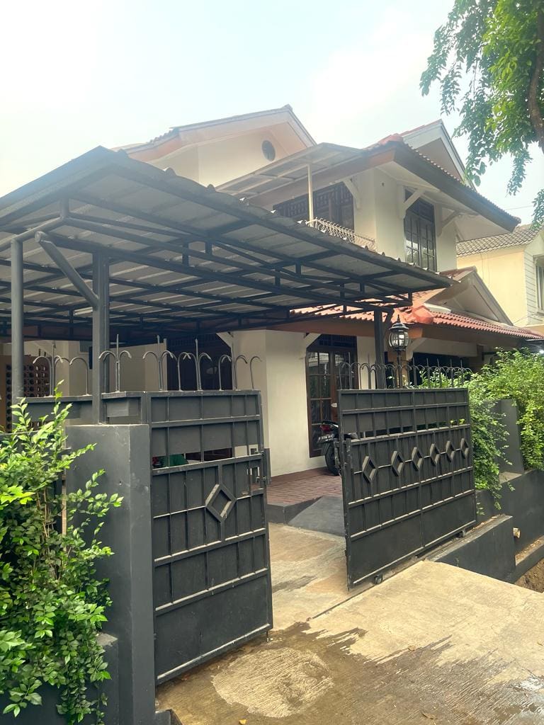 Sewa Rumah Bagus di Jl Maleo Sektor 9 Bintaro Tangerang Selatan (ID) - Foto 7