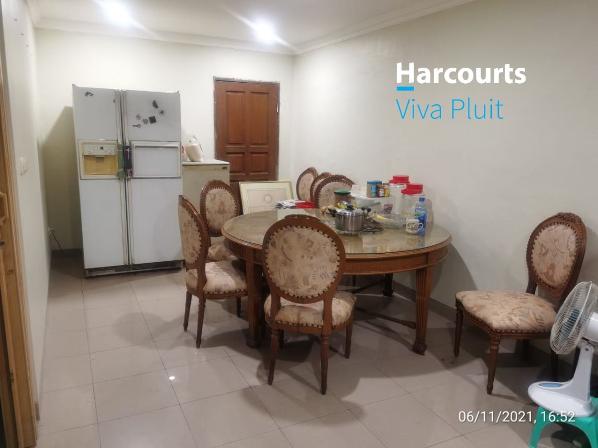 Rumah di Pluit Selatan, Jakarta Utara. Harga Nego Sampai Deal!