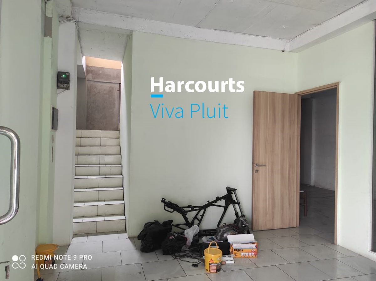 Rumah Jl. Pondok Jagung, Serpong, Tangerang. Harga Nego! - Foto 2