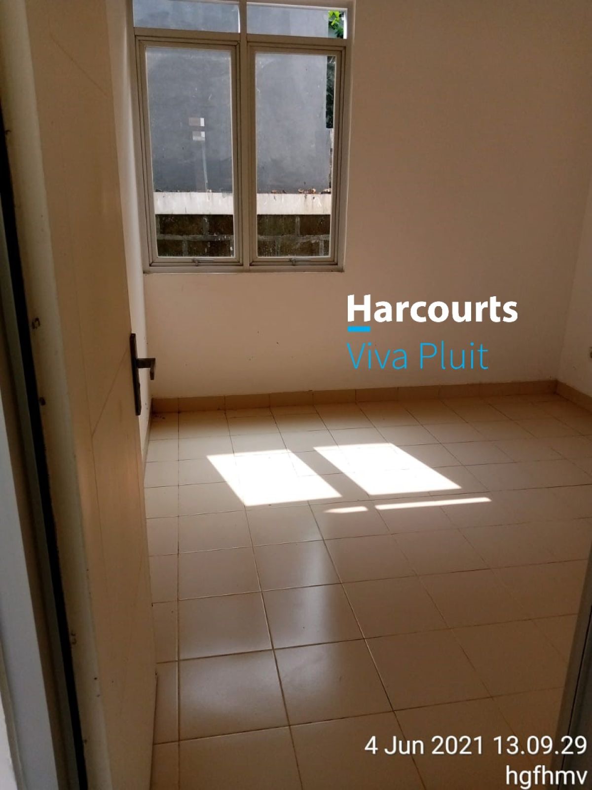 Dijual Rumah Citra Maja Raya Cluster Greenland. Harga Murah Nego!! - Foto 3