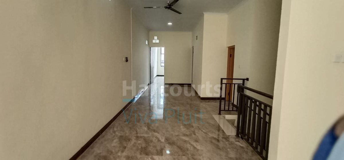Rumah di Jelambar, Jakarta Barat. Siap Huni Harga Murah Nego!! - Foto 5