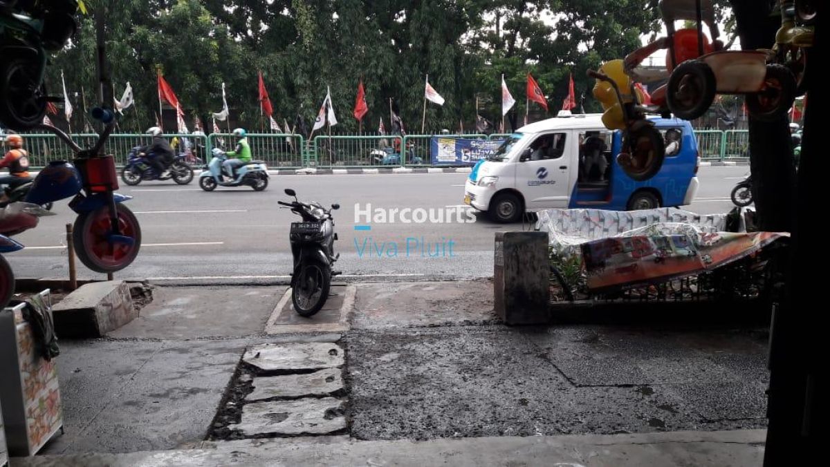Disewa Ruko Jl. Raya Pasar Minggu, Jakarta Selatan. Cocok Untuk Usaha! - Foto 2