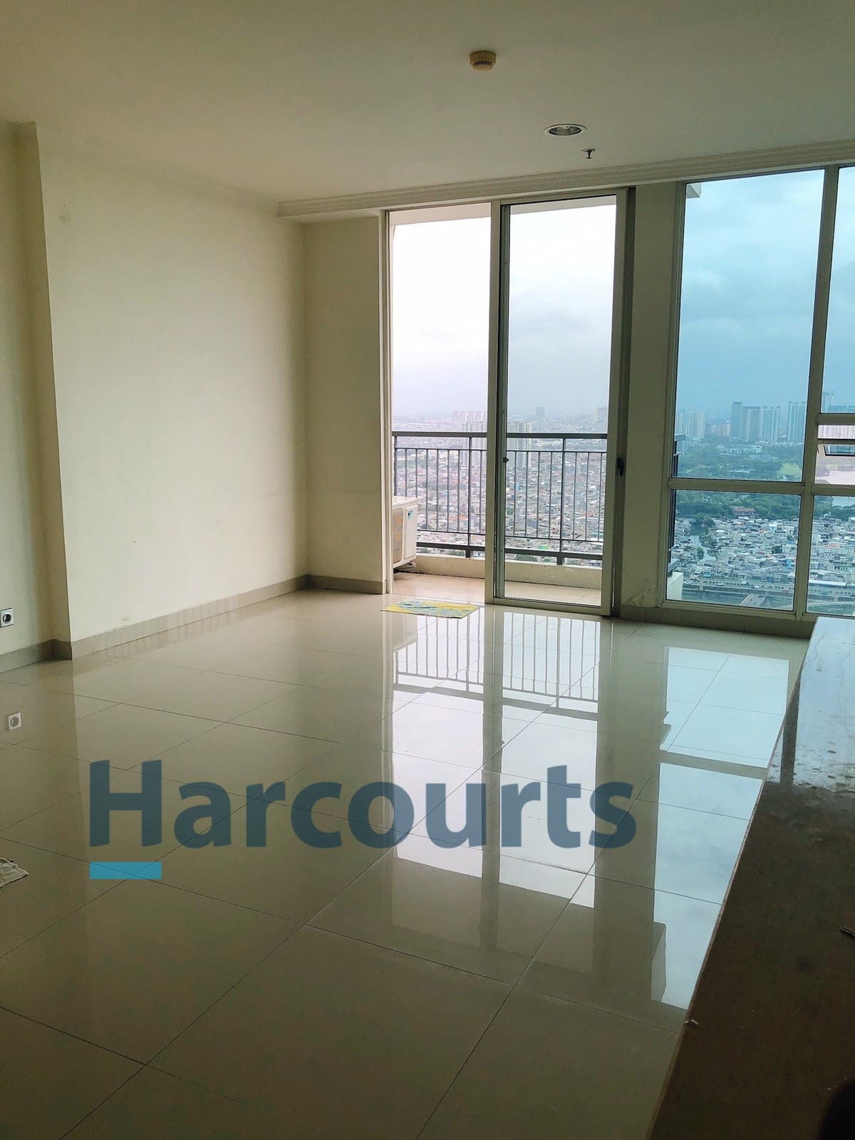 Jual Cepat Apartemen Ancol Mansion Semi Furnished Jakarta Utara (NC) - Foto 2